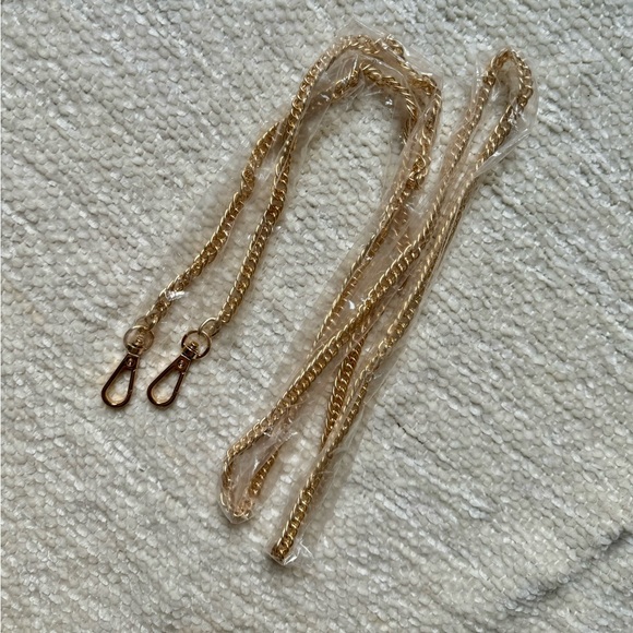 woven leather bag. - Picture 6 of 6